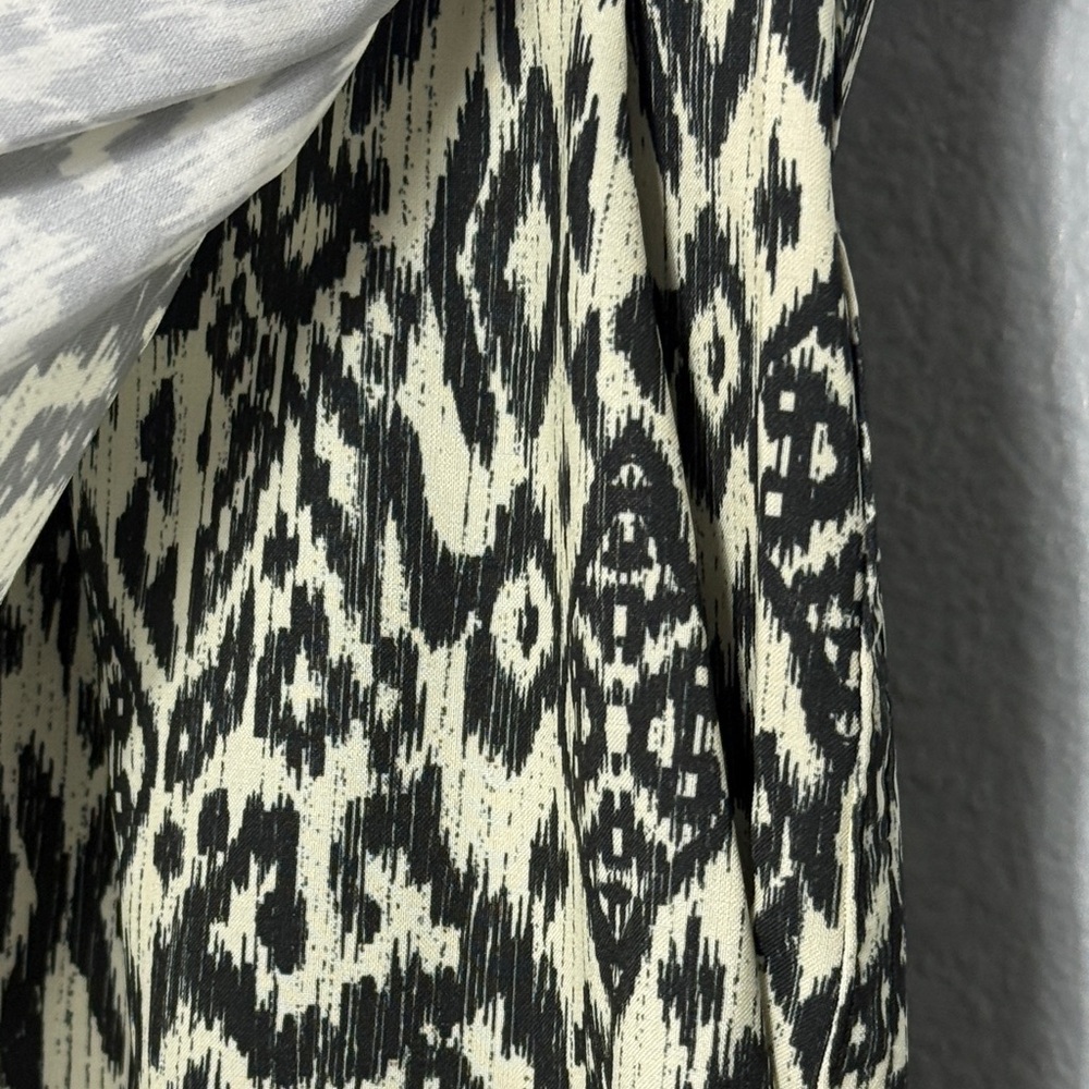 Black and Cream Patterned Women’s Pencil Skirt - Picture 3 of 6